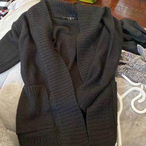 U2B Cardigan